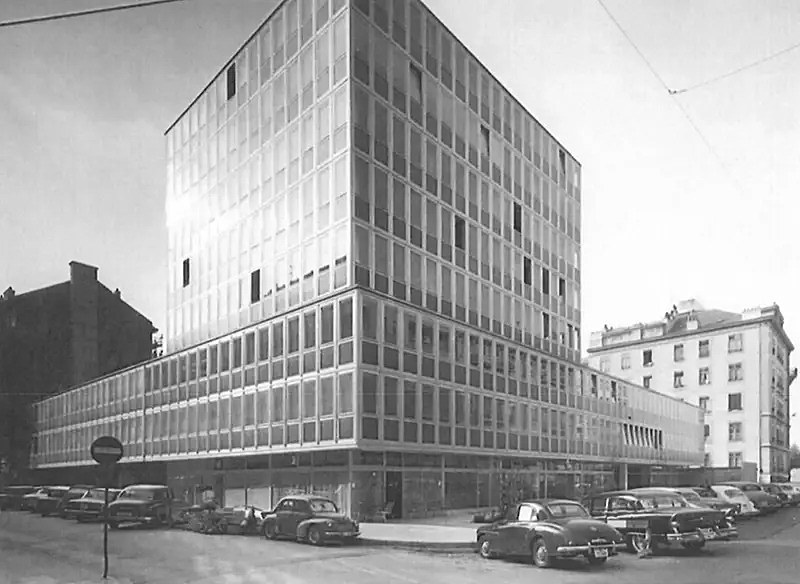 Le Centre artisanal du Simplon à Genève en 1962, où se trouve l'atelier depuis 1975